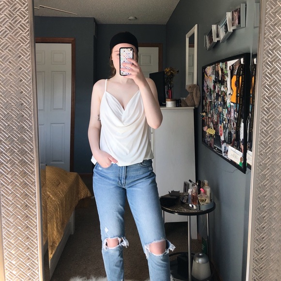 White Flowy Tank Top - Picture 5 of 8